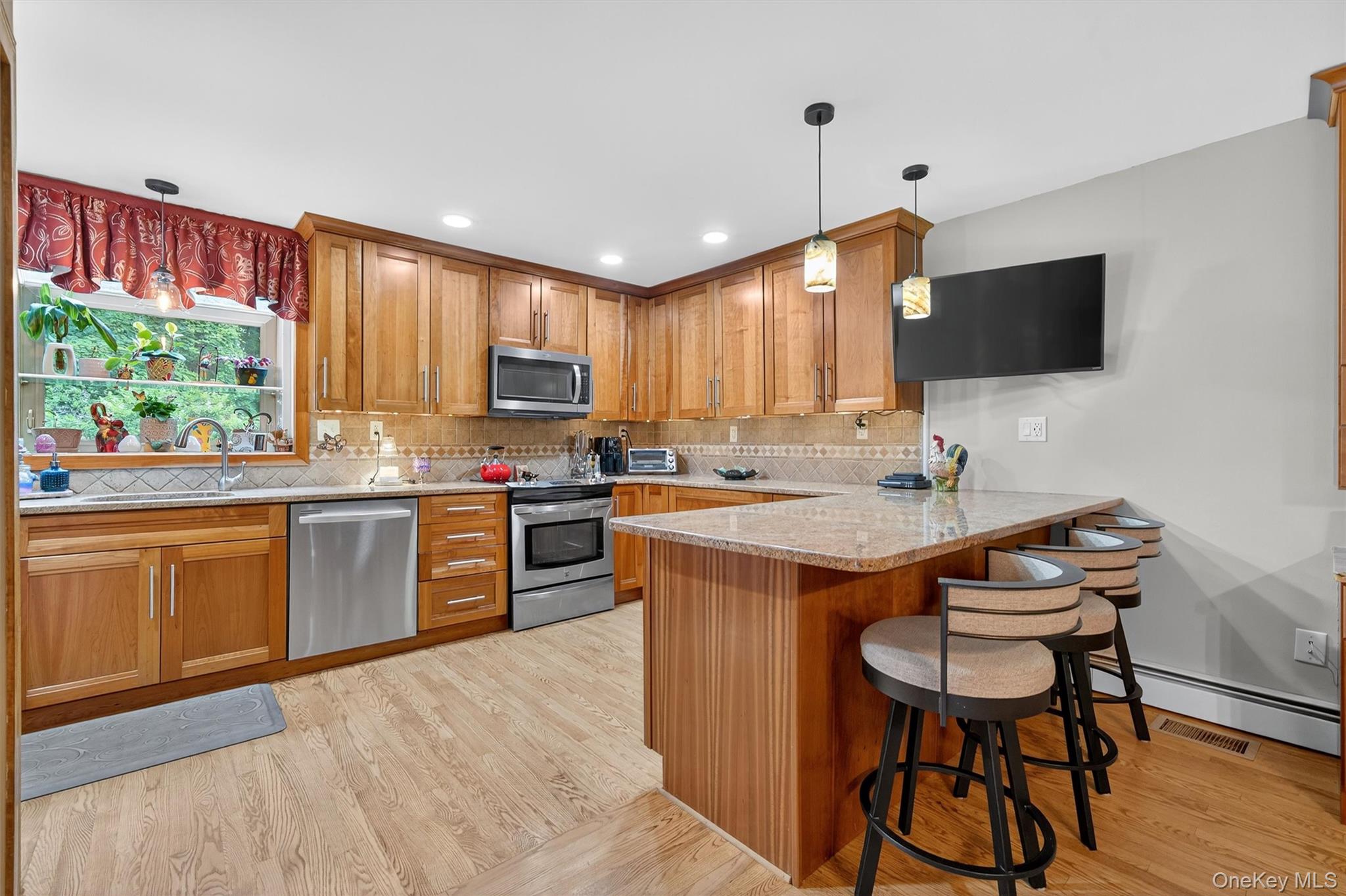 41 Hickory Hill Road Newburgh, NY 12550 - Photo 14 of 45