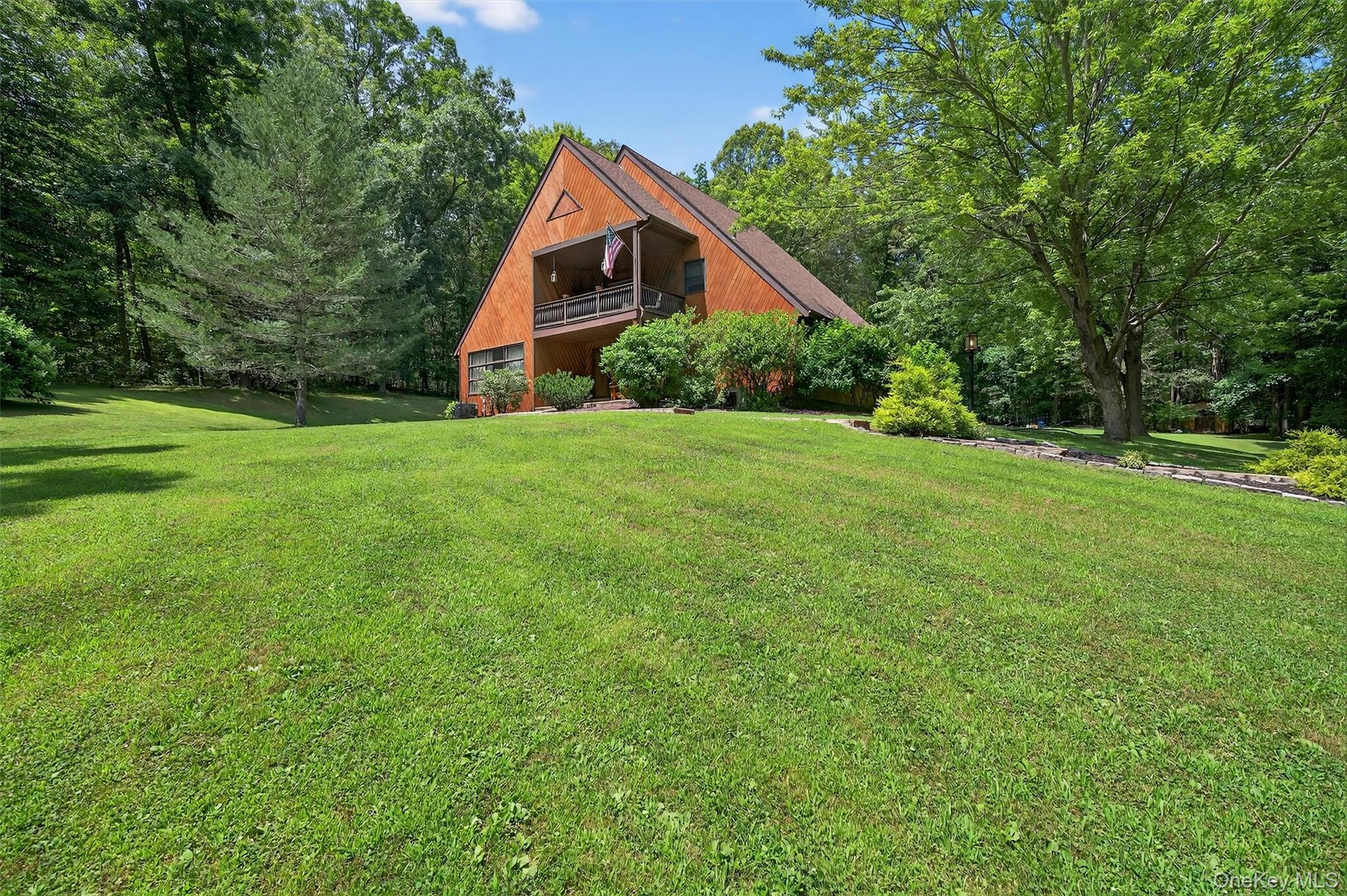 41 Hickory Hill Road Newburgh, NY 12550 - Photo 2 of 45