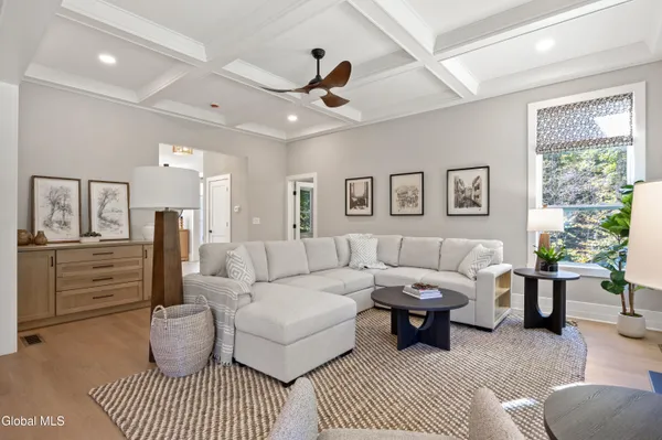 $959,980 | 35 Tamarack Street, Ballston, NY 12019