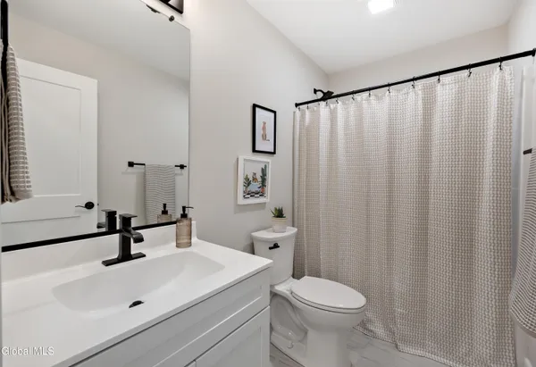 $959,980 | 35 Tamarack Street, Ballston, NY 12019