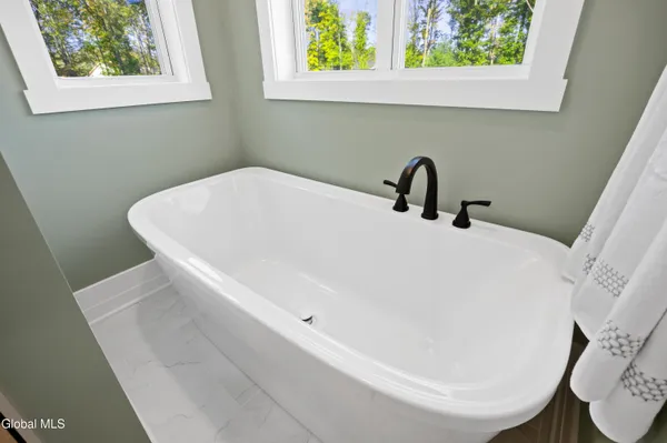 $959,980 | 35 Tamarack Street, Ballston, NY 12019