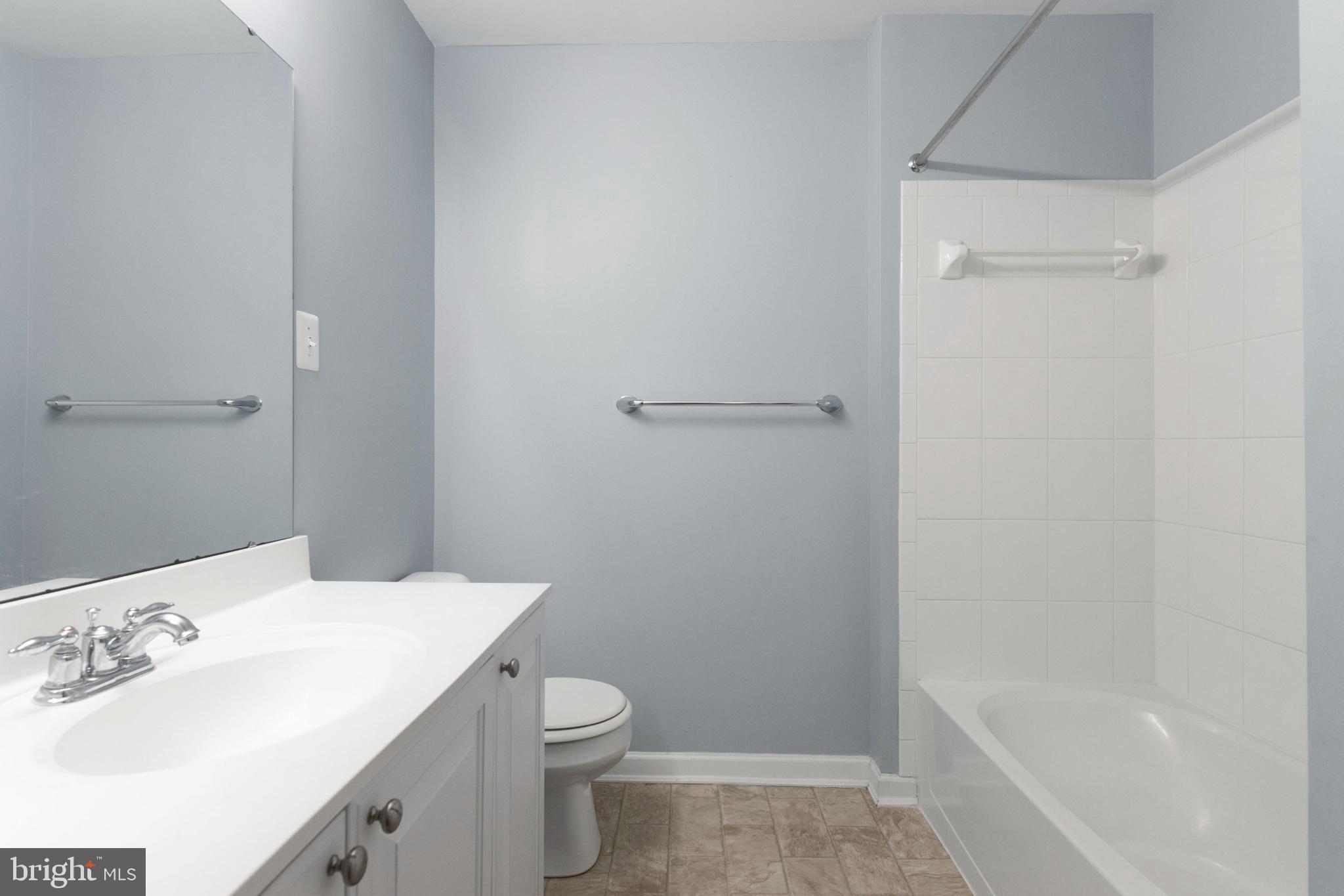 7142 Deep Falls Way, Unit 151 Elkridge, MD 21075 - Photo 26 of 43 FULL BATHROOM ON TOP LEVEL