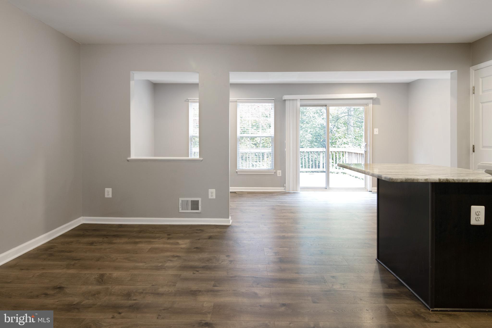 7142 Deep Falls Way, Unit 151 Elkridge, MD 21075 - Photo 7 of 43 KITCHEN/DINING COMBO
