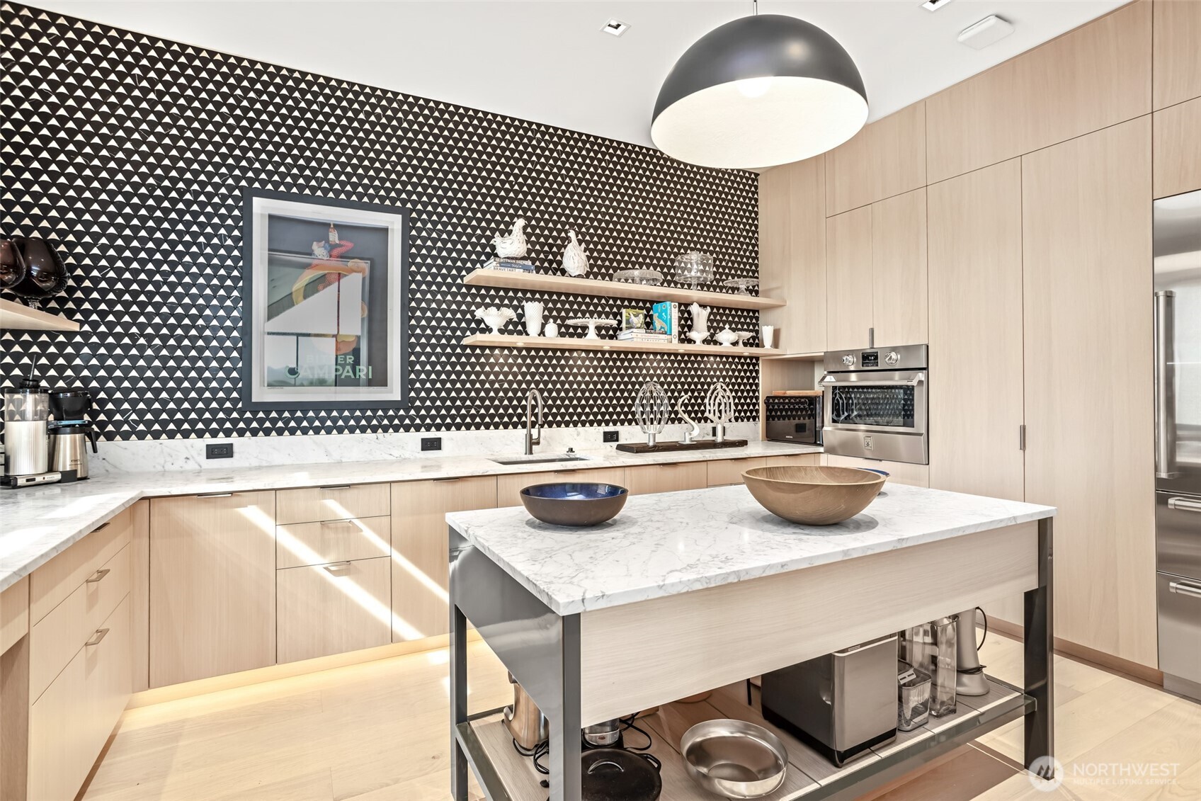 1721-j B J B George Road Walla Walla, WA 99362 - Photo 17 of 40 a kitchen with a sink a stove and cabinets