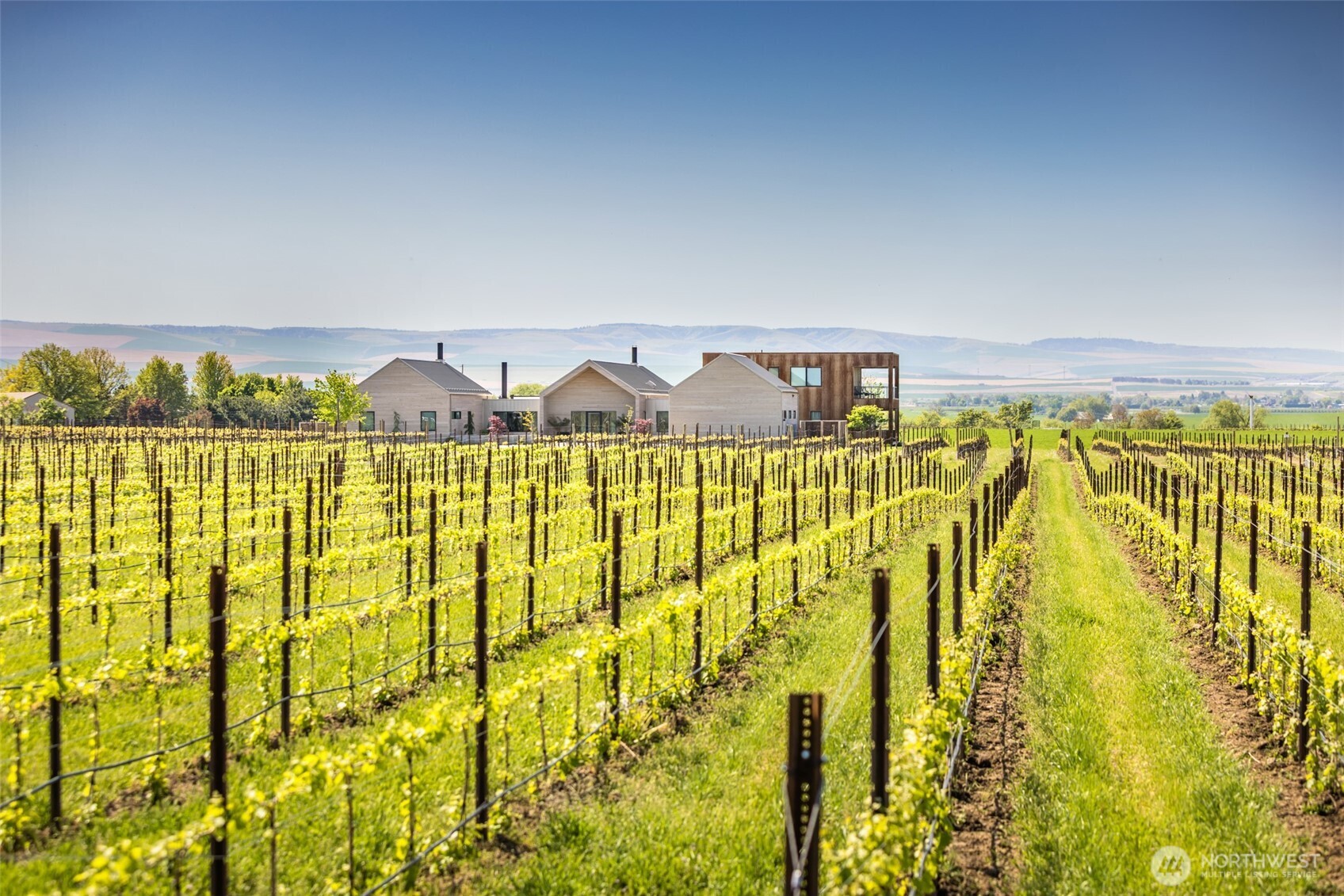 1721-j B J B George Road Walla Walla, WA 99362 - Photo 2 of 40 a view of swimming pool