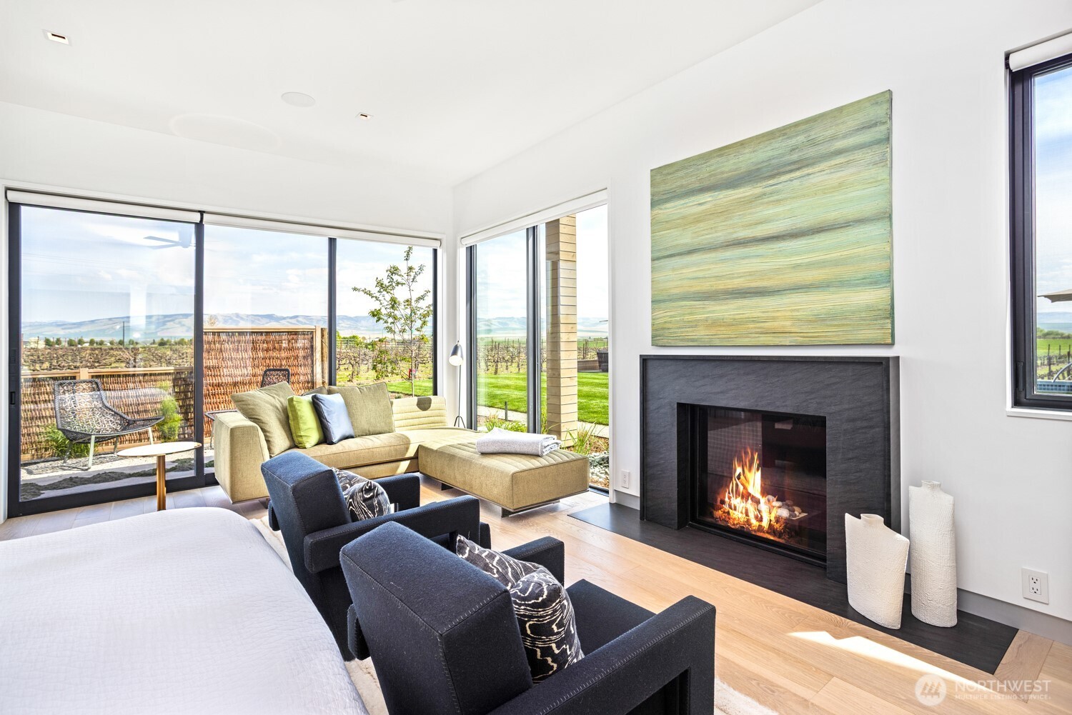 1721-j B J B George Road Walla Walla, WA 99362 - Photo 21 of 40 a living room with furniture large window and a fireplace