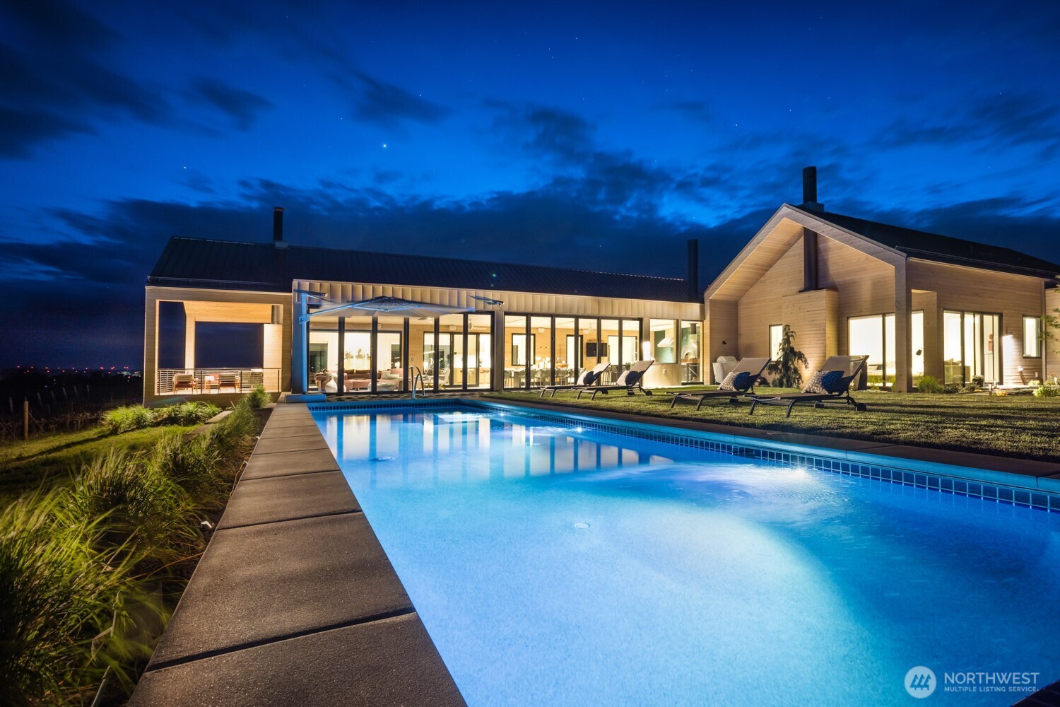 1721-j B J B George Road Walla Walla, WA 99362 - Photo 39 of 40 a view of swimming pool with seating area