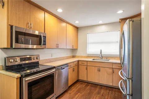 $139,990 | 540 Grove Isle Circle, Unit 204, Vero Beach, FL 32962