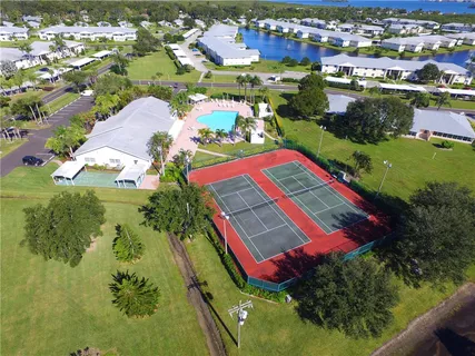 $139,990 | 540 Grove Isle Circle, Unit 204, Vero Beach, FL 32962