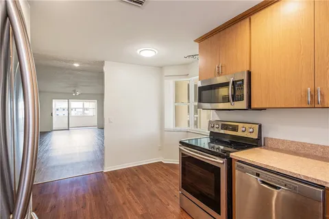 $139,990 | 540 Grove Isle Circle, Unit 204, Vero Beach, FL 32962