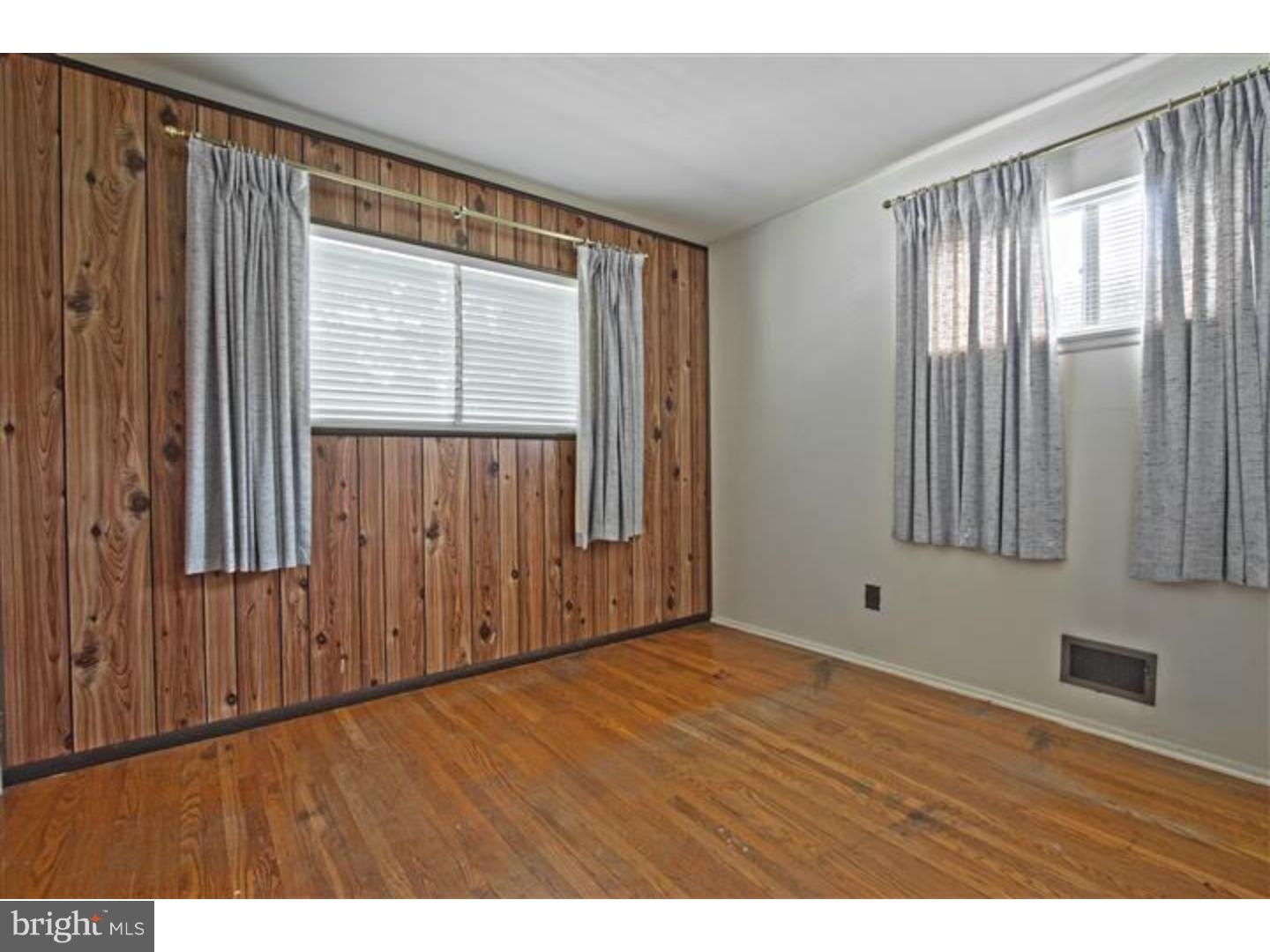 285 George Dye Road Hamilton, NJ 08690 - Photo 16 of 24 Bedroom 3