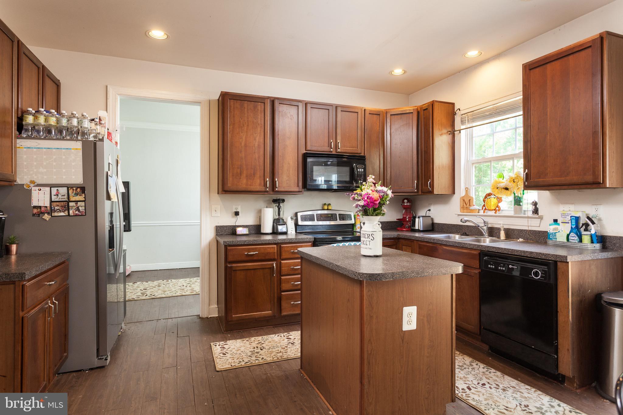 3808 Longley Road Abingdon, MD 21009 - Photo 6 of 28 CENTER ISLAND