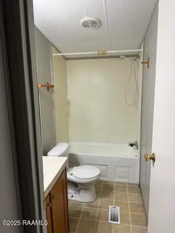 $1,100 | 110 Plauche Drive, Unit LOT 6, Carencro, LA 70520