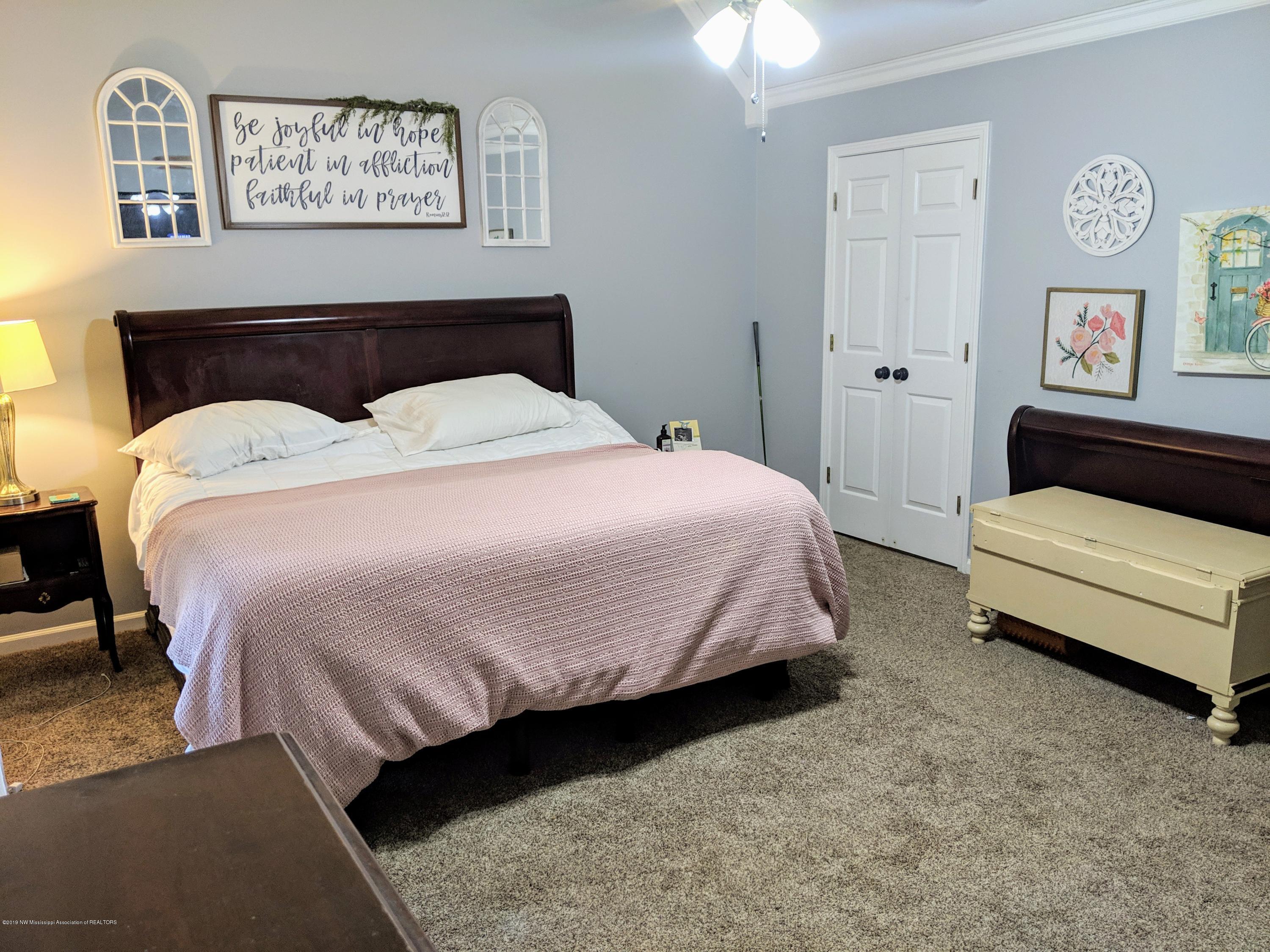 9280 Plantation Road Olive Branch, MS 38654 - Photo 11 of 19 11