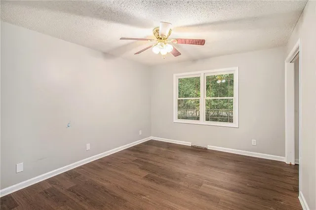 $275,000 | 371 Lake Drive Southeast, Calhoun, GA 30701