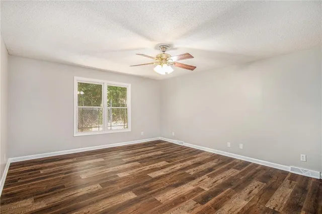 $275,000 | 371 Lake Drive Southeast, Calhoun, GA 30701