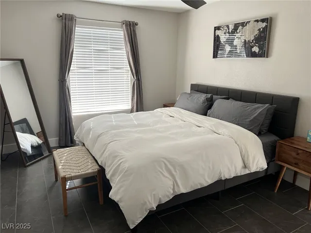 $2,700 | 1001 Griffith Avenue, Las Vegas, NV 89104