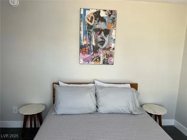 $2,700 | 1001 Griffith Avenue, Las Vegas, NV 89104