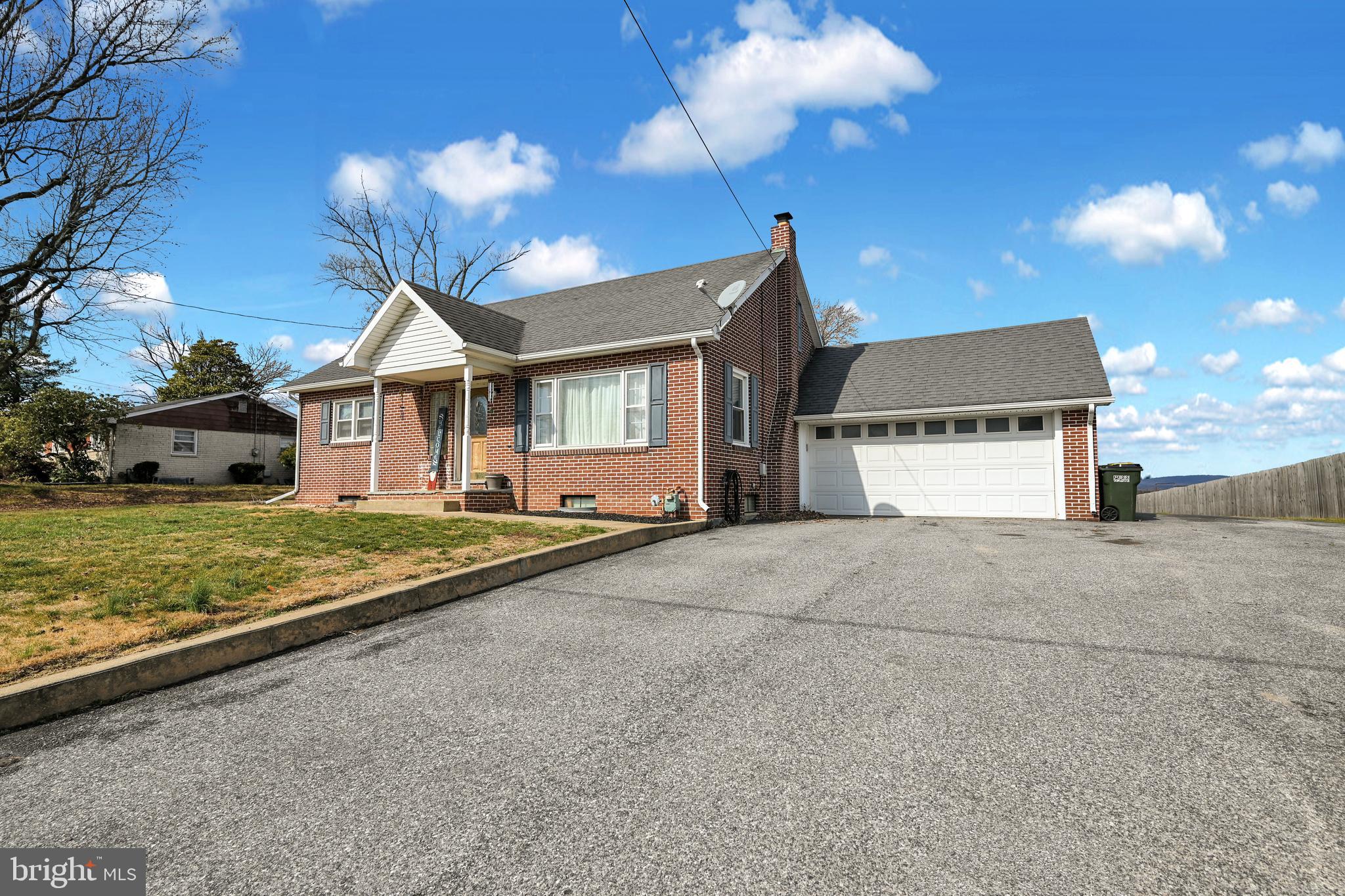1615 Church Road York, PA 17408 - Photo 3 of 27