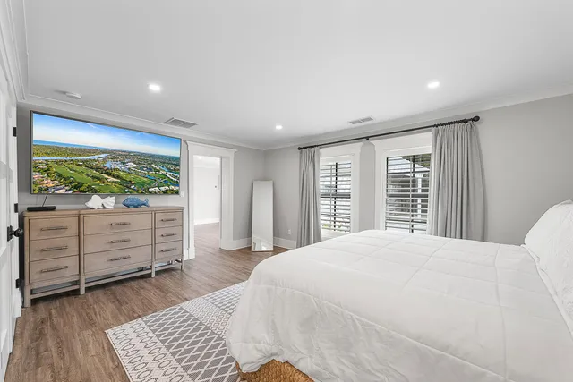 $20,000 | 355 Center Street, Jupiter, FL 33458