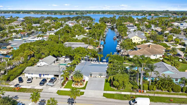 $20,000 | 355 Center Street, Jupiter, FL 33458