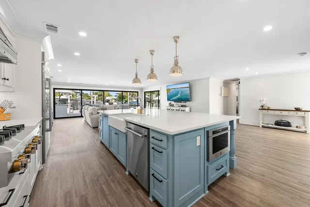 $20,000 | 355 Center Street, Jupiter, FL 33458