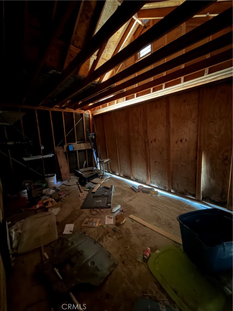 38400 Fisher Road Anza, CA 92539 - Photo 34 of 46 Remaining area of garage
