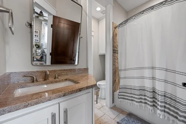 $1,395,000 | 281 Colonial Affair, Austin, TX 78737