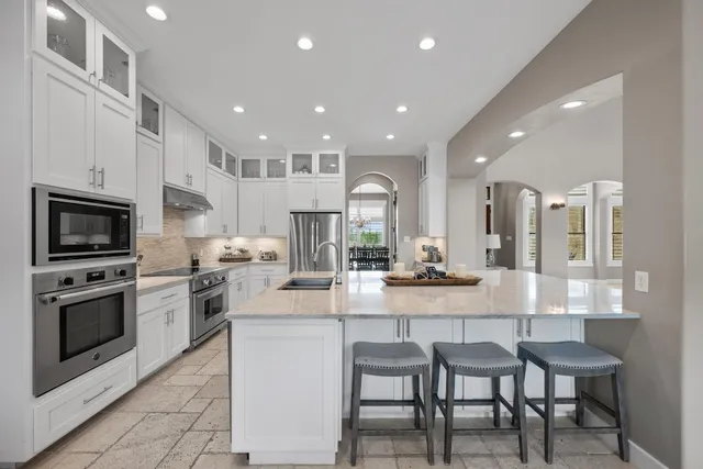 $1,395,000 | 281 Colonial Affair, Austin, TX 78737