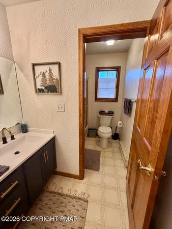 $449,900 | 209 Dry Pond Drive, East Stroudsburg, PA 18302