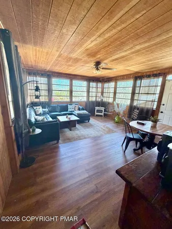 $449,900 | 209 Dry Pond Drive, East Stroudsburg, PA 18302