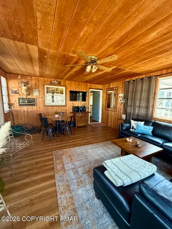 $449,900 | 209 Dry Pond Drive, East Stroudsburg, PA 18302