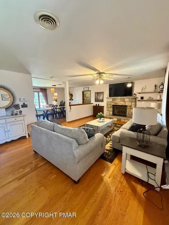 $449,900 | 209 Dry Pond Drive, East Stroudsburg, PA 18302