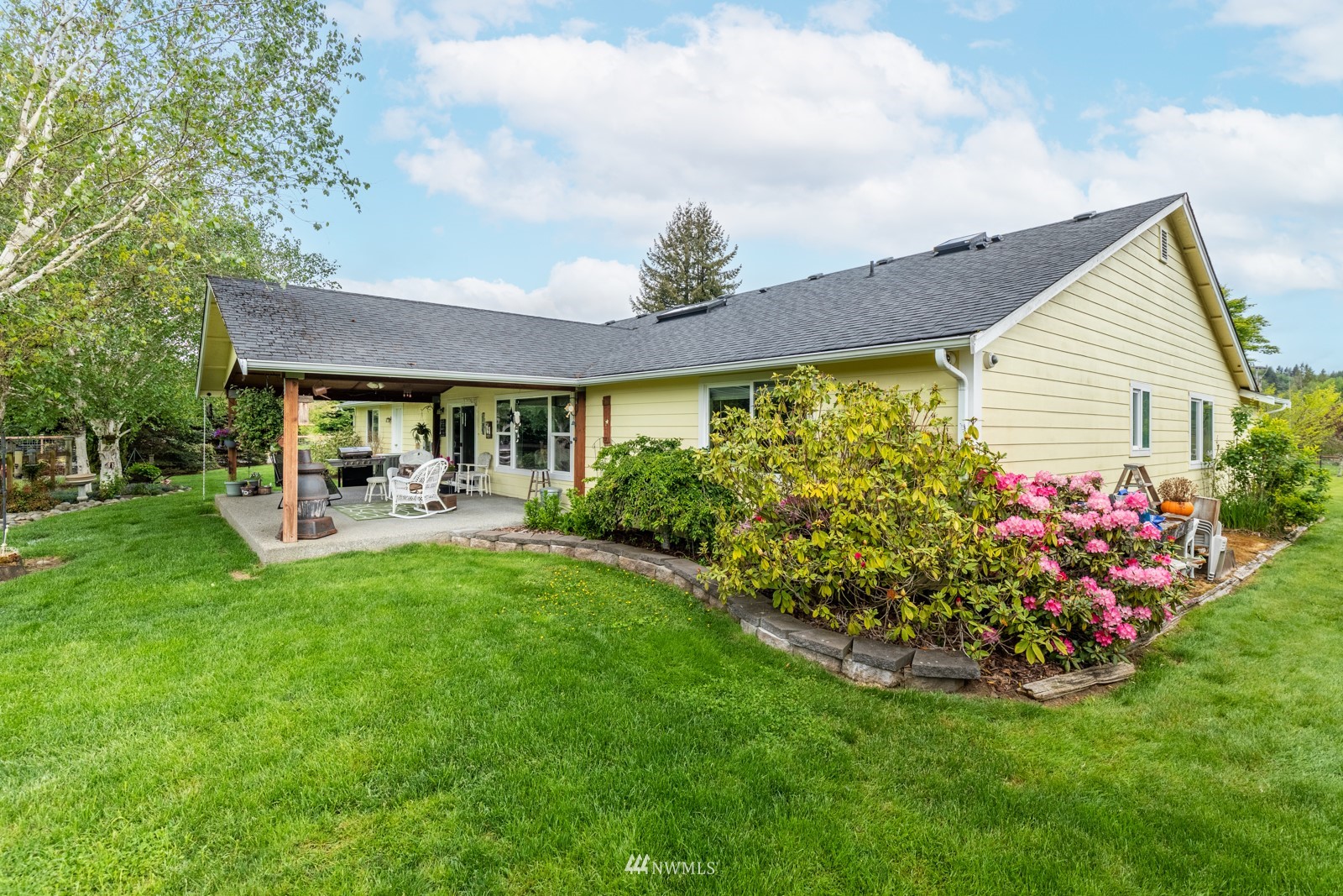 5838 Kirsop Road Southwest Tumwater, WA 98512 - Photo 4 of 37 Gallery Image 4