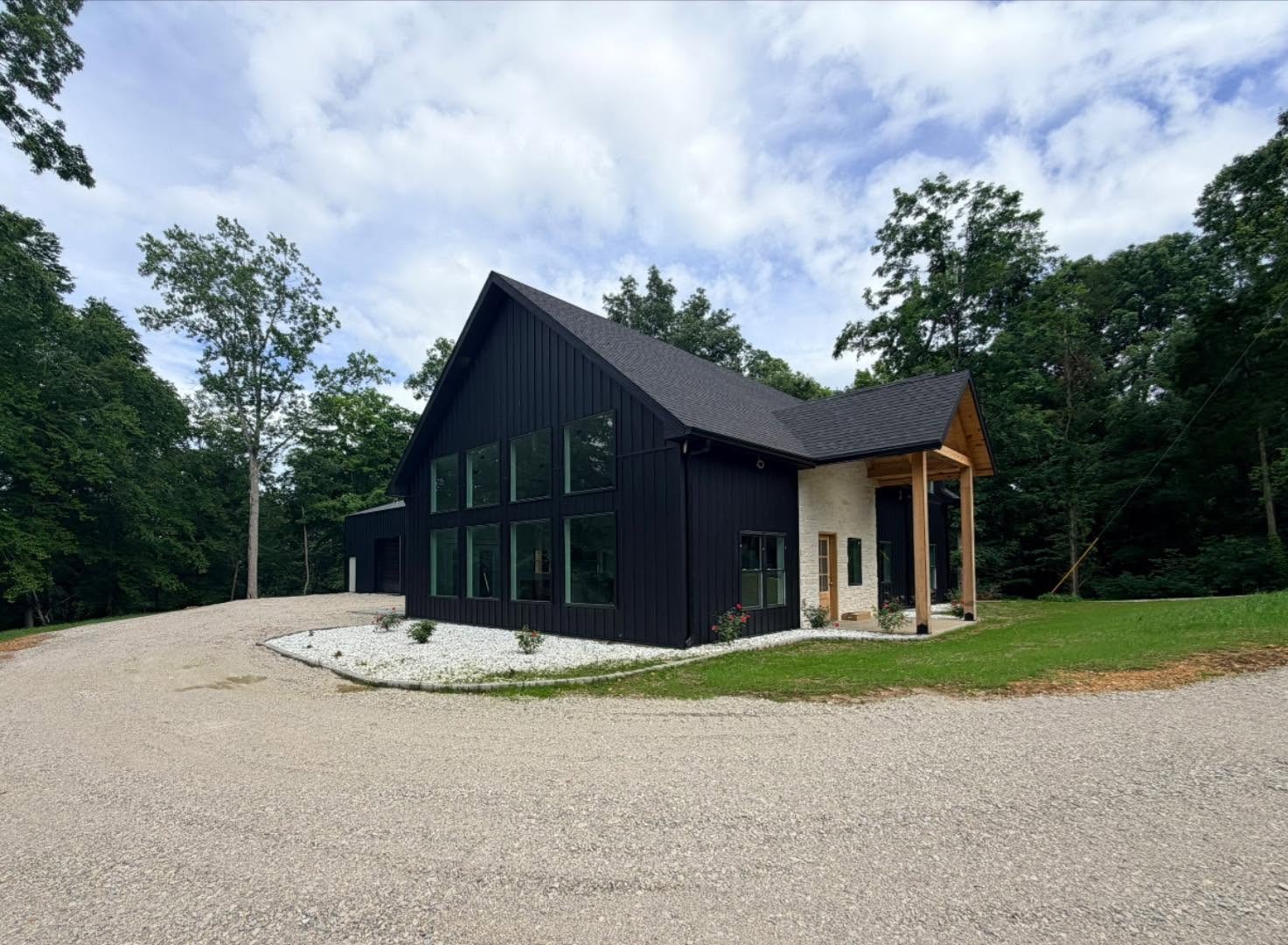 7922 East Plunders Creek Road Dickson, TN 37055 - Photo 2 of 9