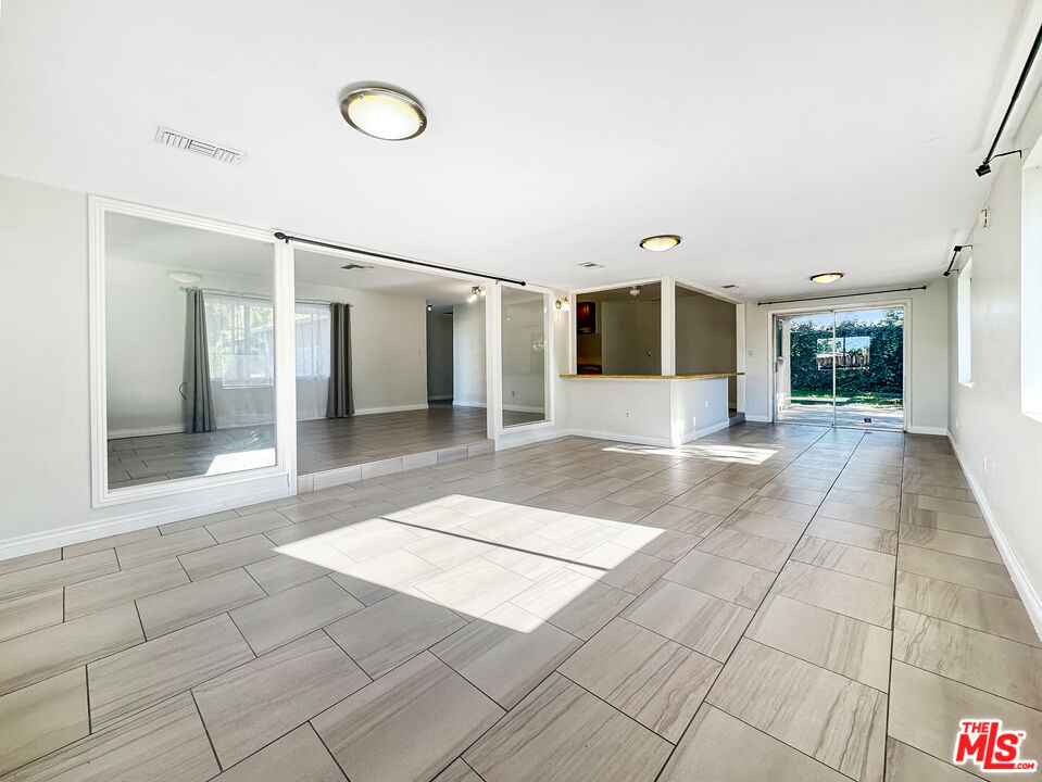 2944 Ronald Street Riverside, CA 92506 - Photo 8 of 37 a view of a hallway with interior of the house