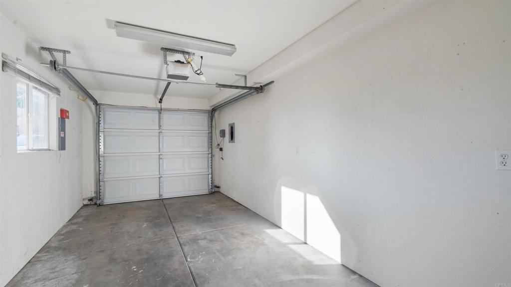 1428 Realty Road Ramona, CA 92065 - Photo 23 of 45 a view of a small space