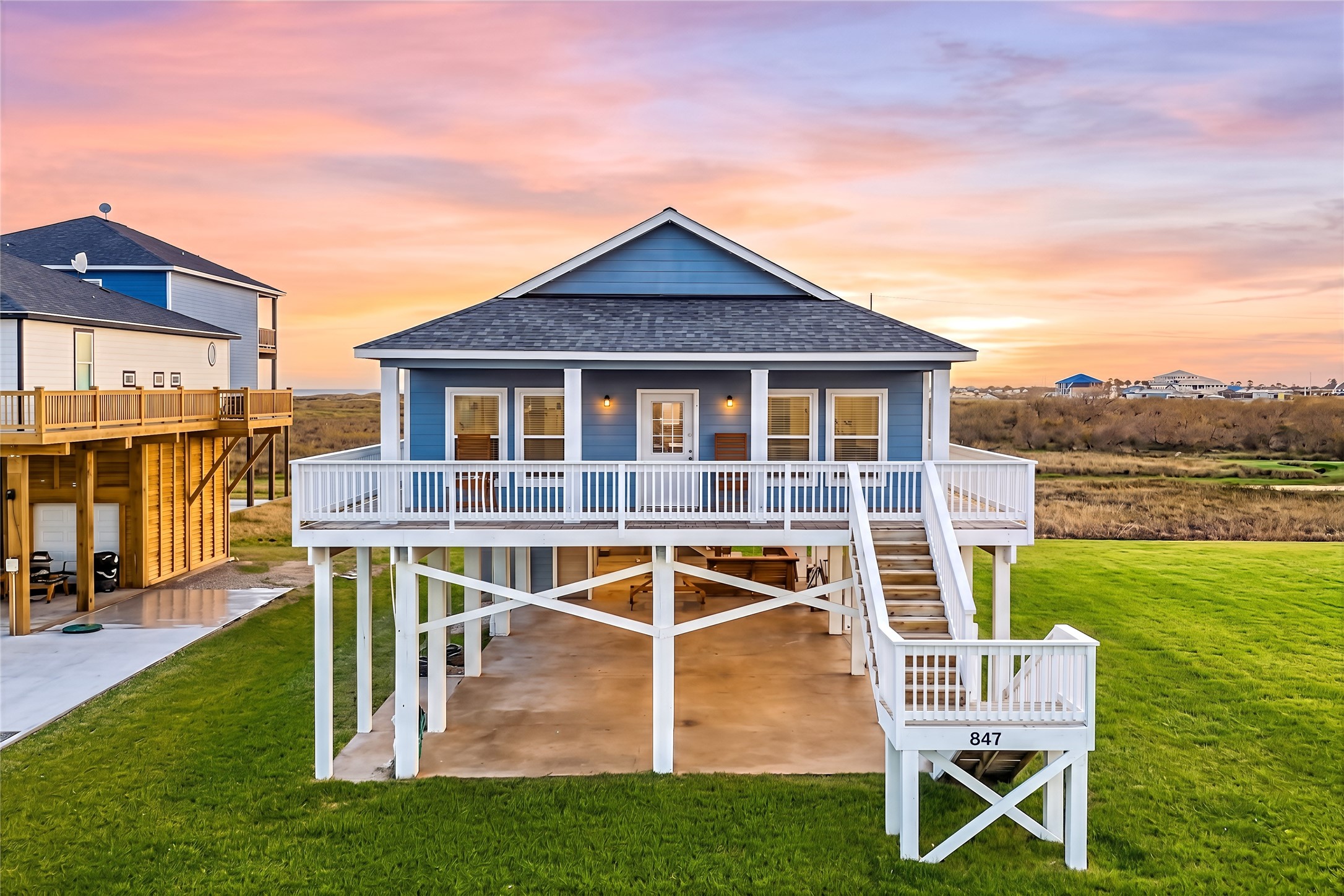 847 South Tinkle Lane Crystal Beach, TX 77650 - Photo 4 of 28