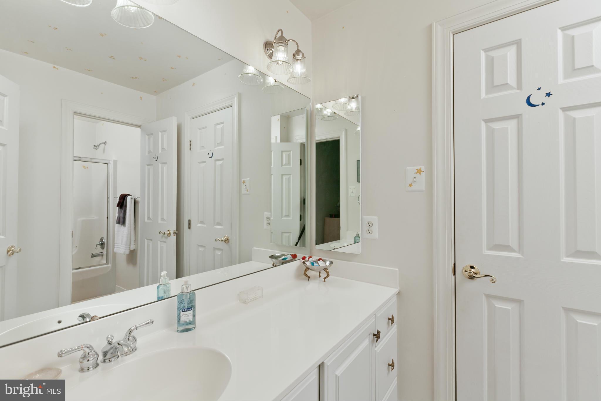 9821 Fox Road Frederick, MD 21702 - Photo 23 of 30 Bath