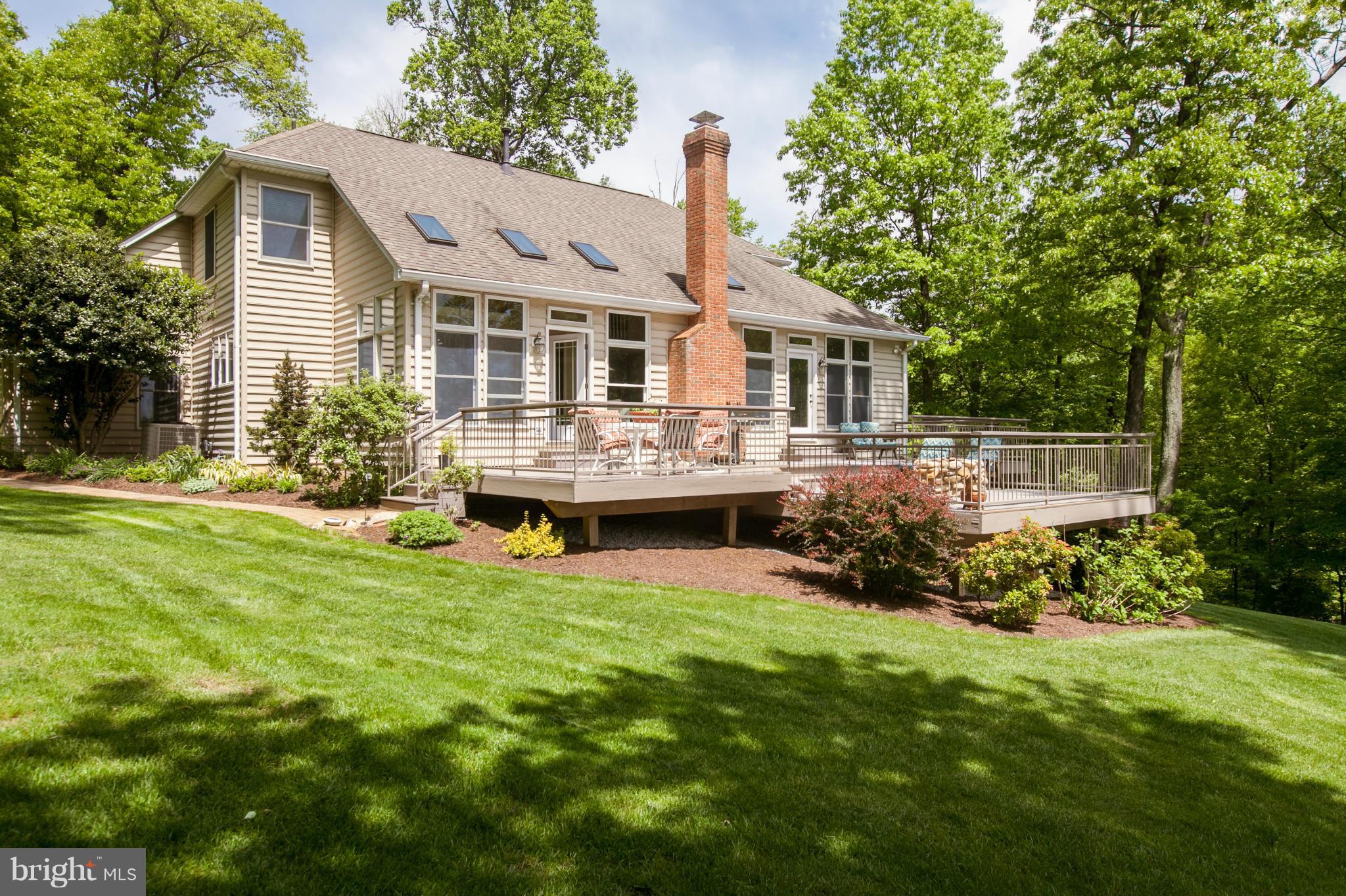 9821 Fox Road Frederick, MD 21702 - Photo 4 of 30 Exterior (Rear)