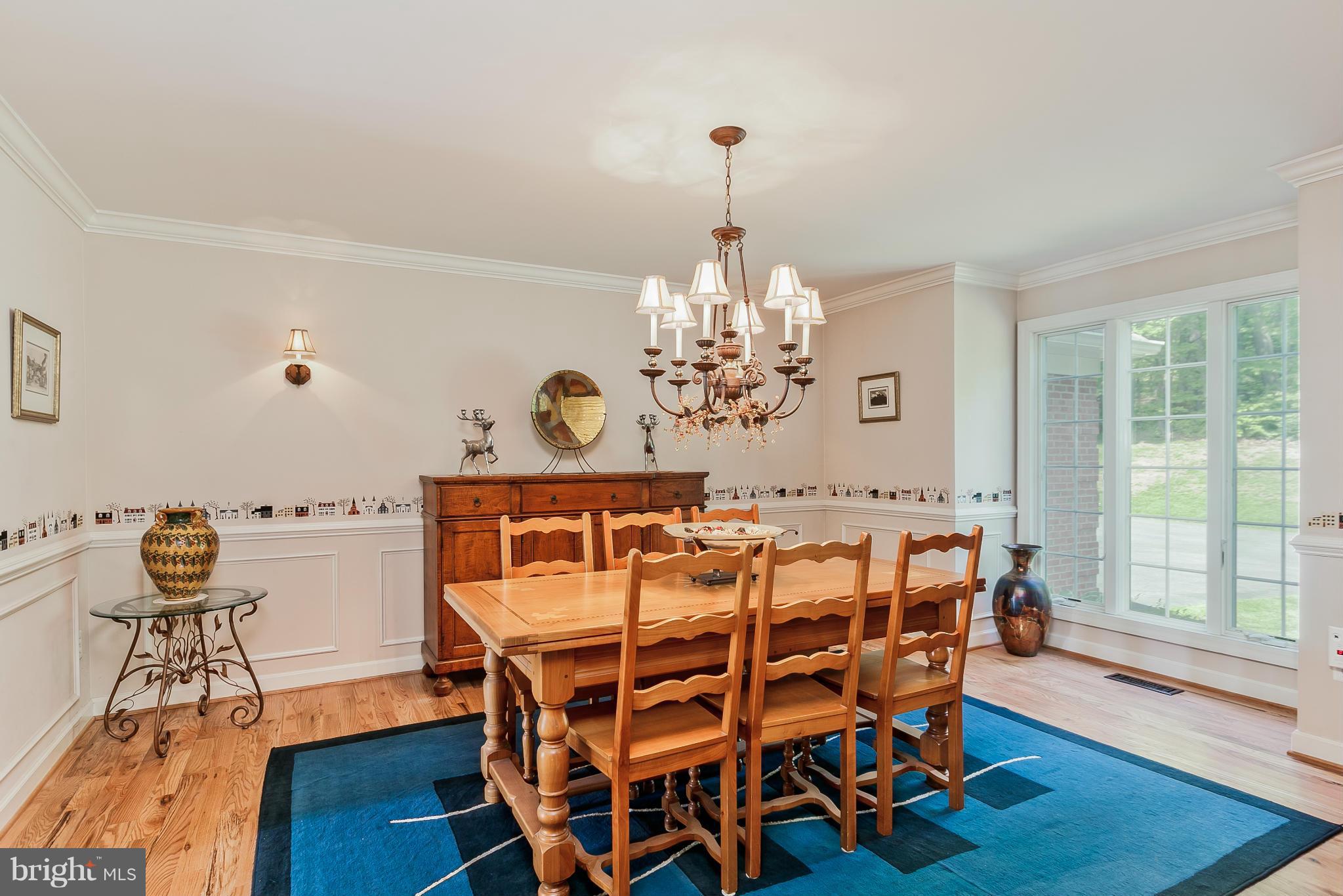 9821 Fox Road Frederick, MD 21702 - Photo 7 of 30 Dining Room