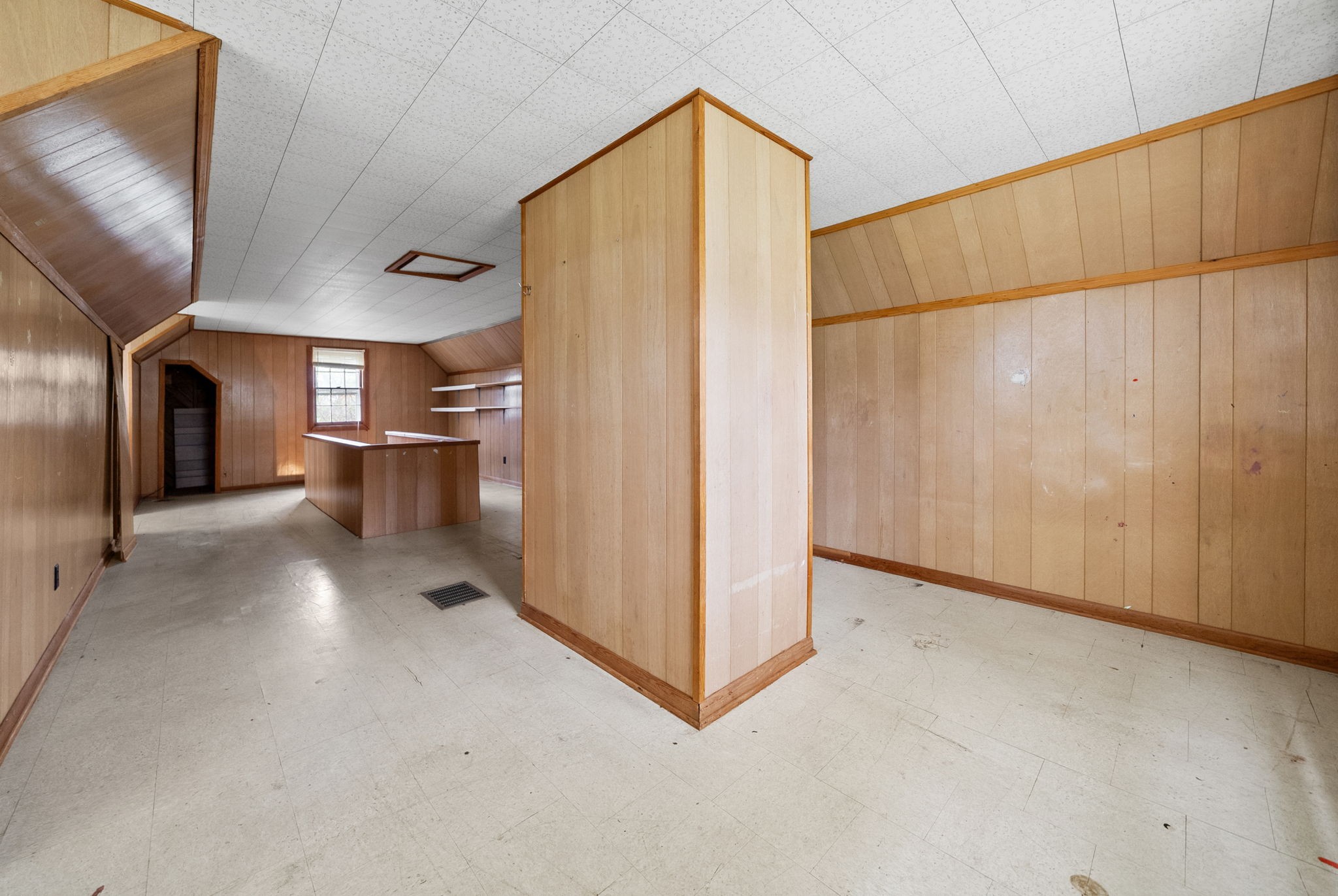 210 Cliffdale Road Nashville, TN 37214 - Photo 21 of 38 a view of a storage & utility room with a sink