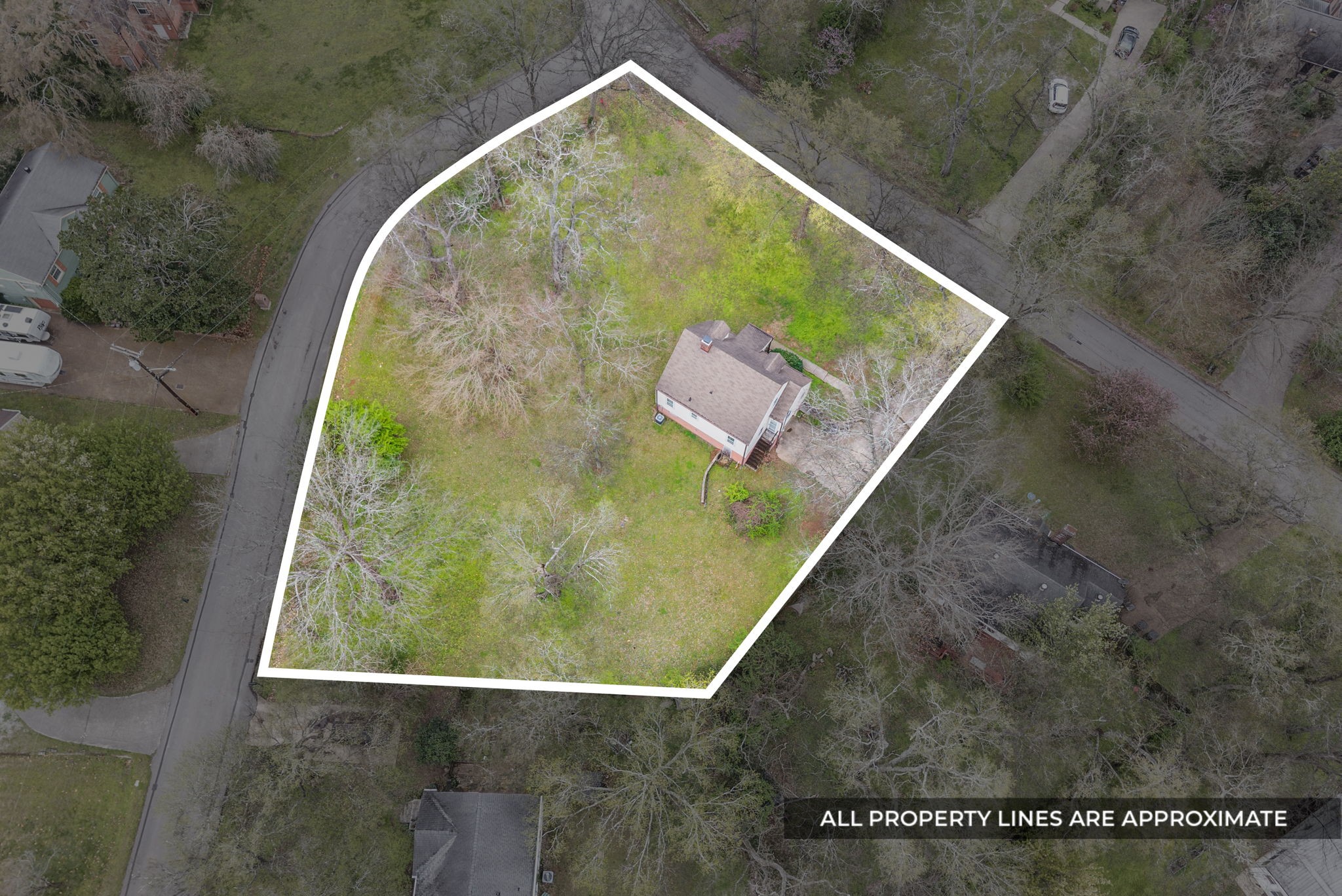 210 Cliffdale Road Nashville, TN 37214 - Photo 3 of 38 view of wooden floor