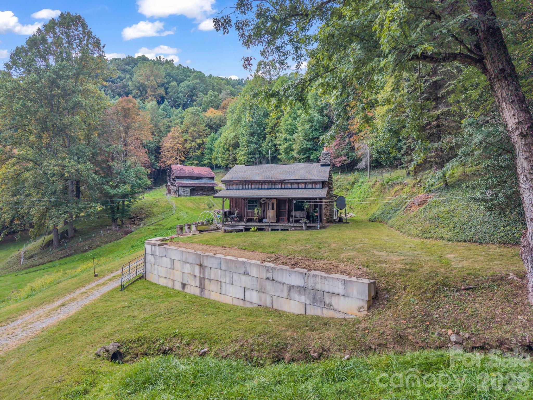 765 Hawk Ridge Lane Marshall, NC 28753 - Photo 46 of 48 Gallery Image 46