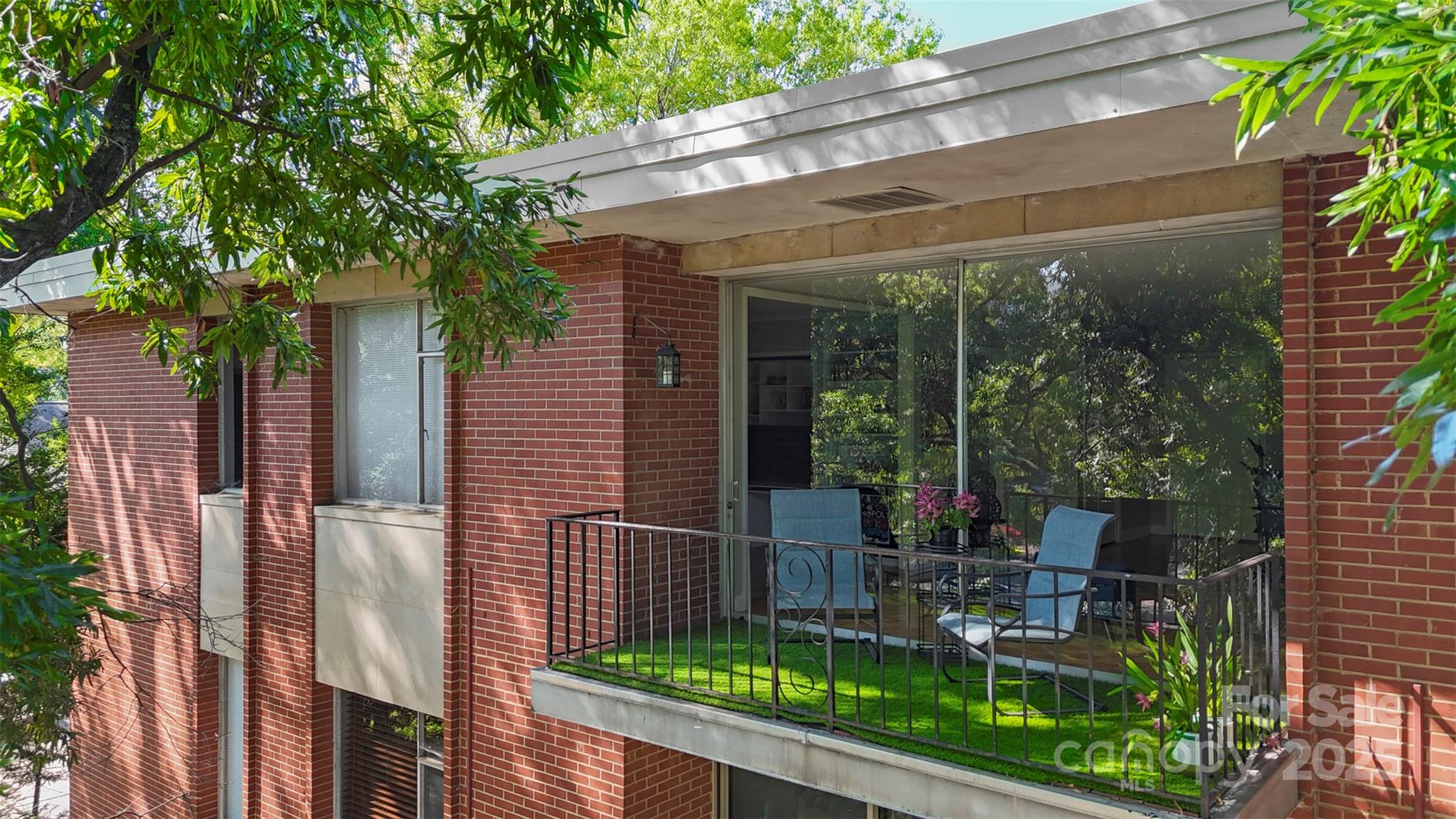 1300 Queens Road, Unit 402 Charlotte, NC 28207 - Photo 1 of 30