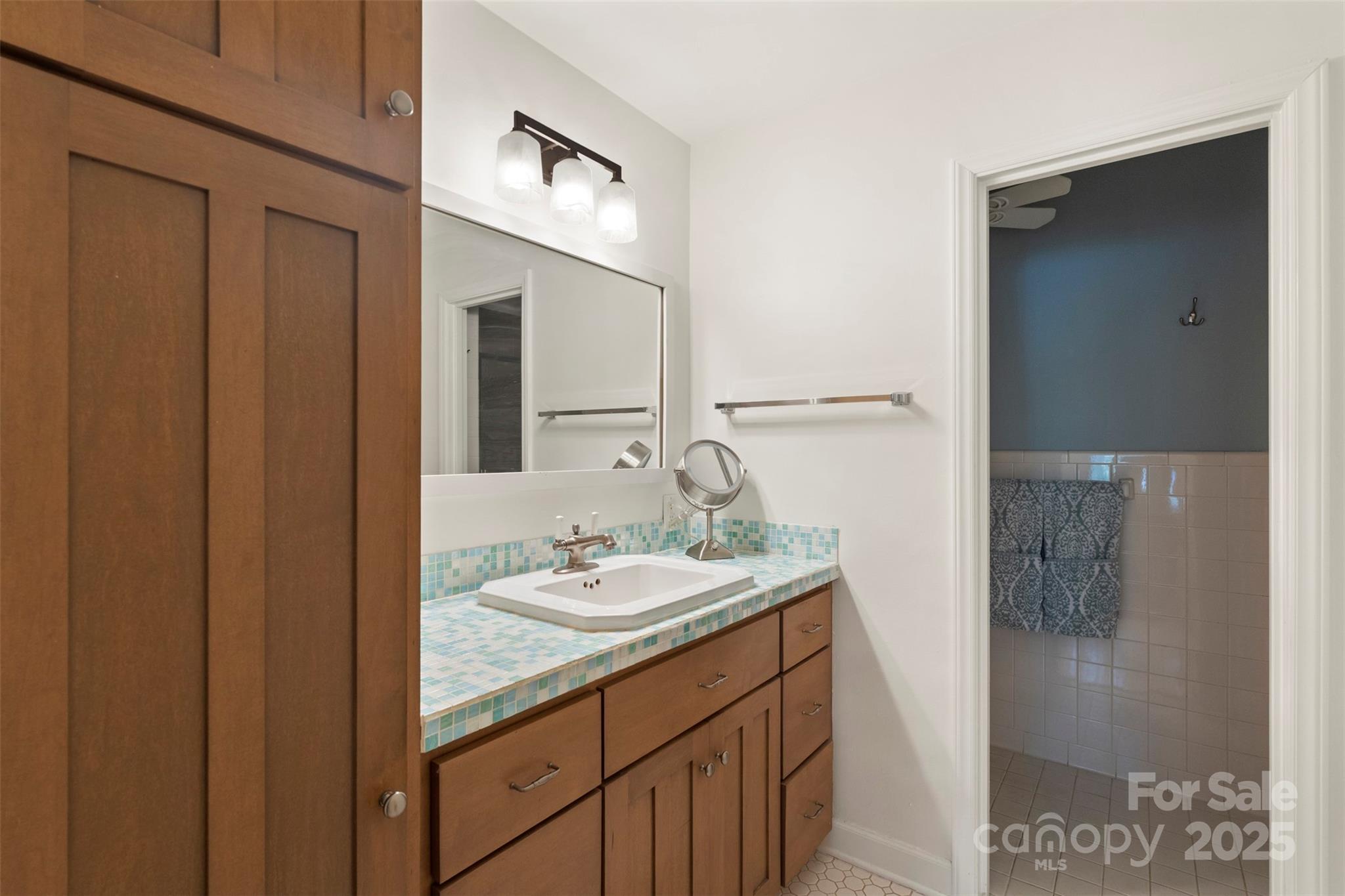 1300 Queens Road, Unit 402 Charlotte, NC 28207 - Photo 20 of 30