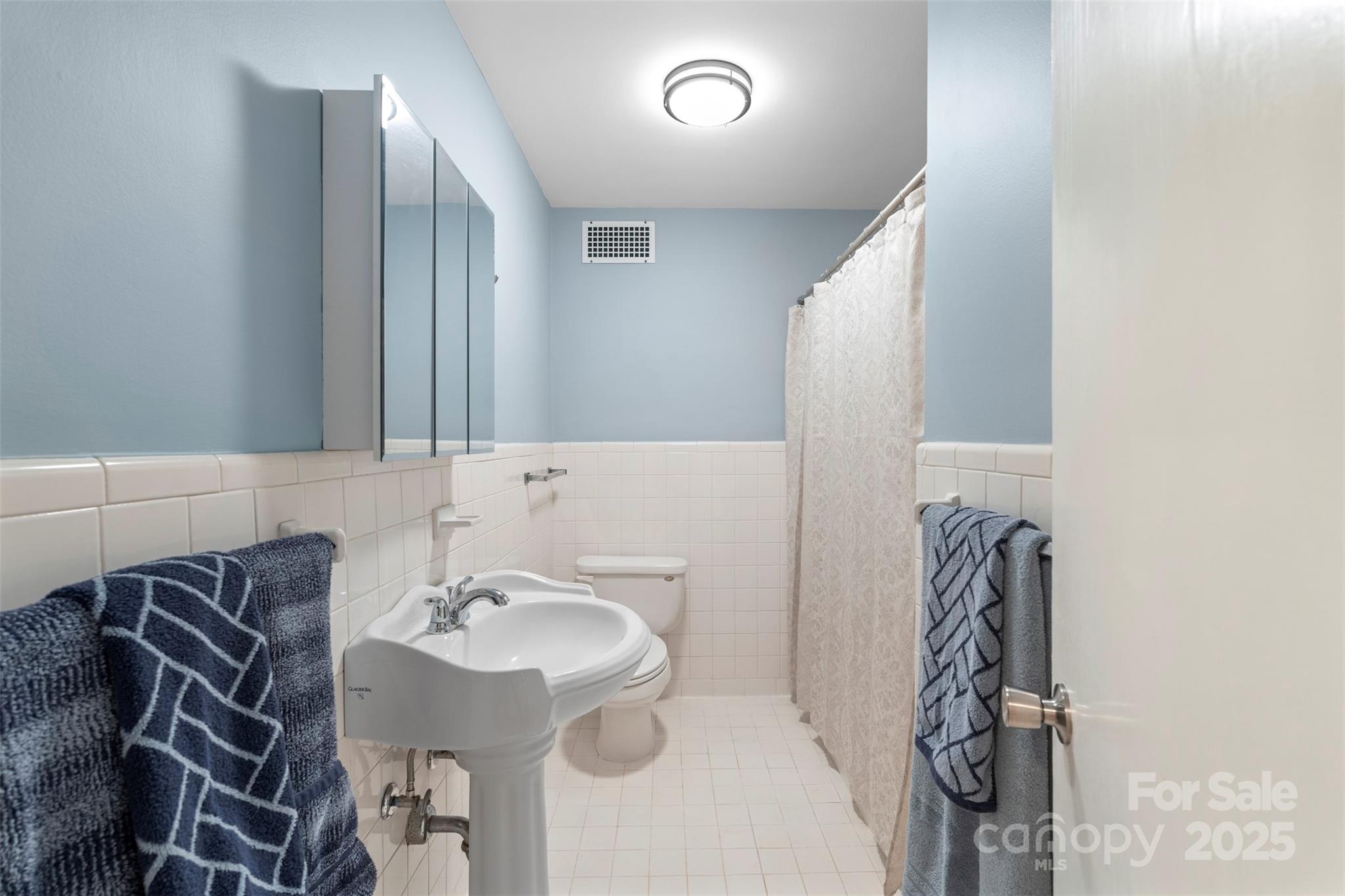 1300 Queens Road, Unit 402 Charlotte, NC 28207 - Photo 23 of 30