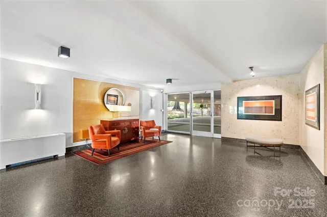 $469,000 | 1300 Queens Road, Unit 402, Charlotte, NC 28207