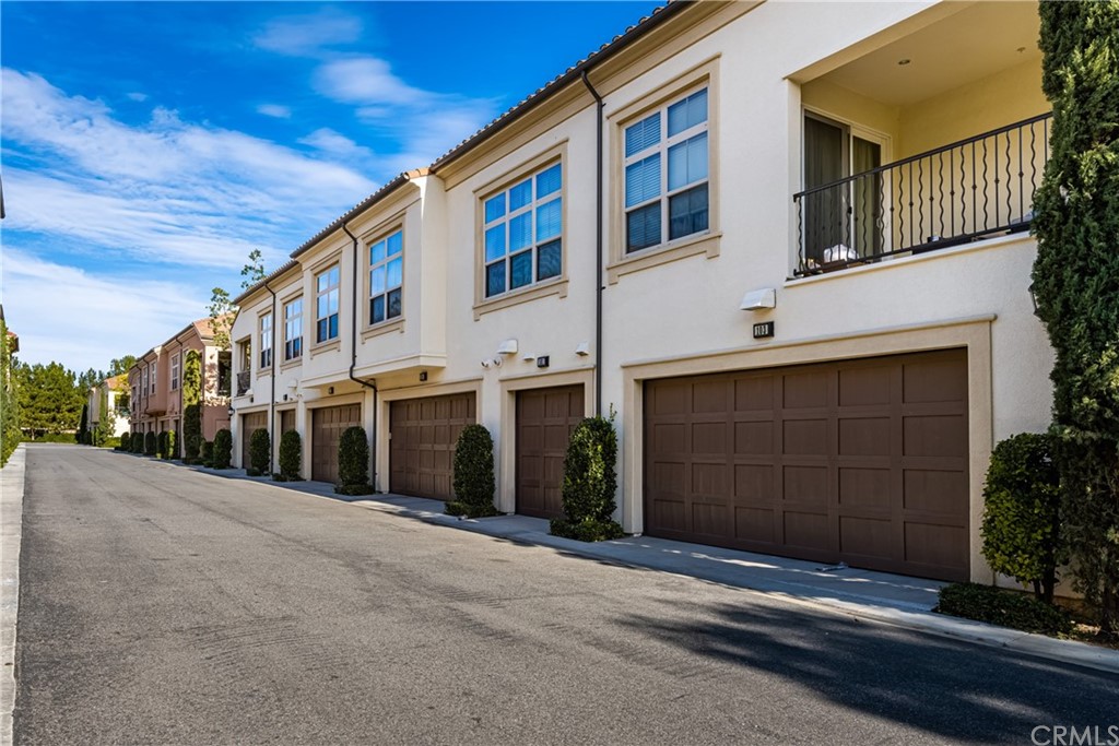 97 Mayfair Irvine, CA 92620 - Photo 28 of 42 a view of a building with a street