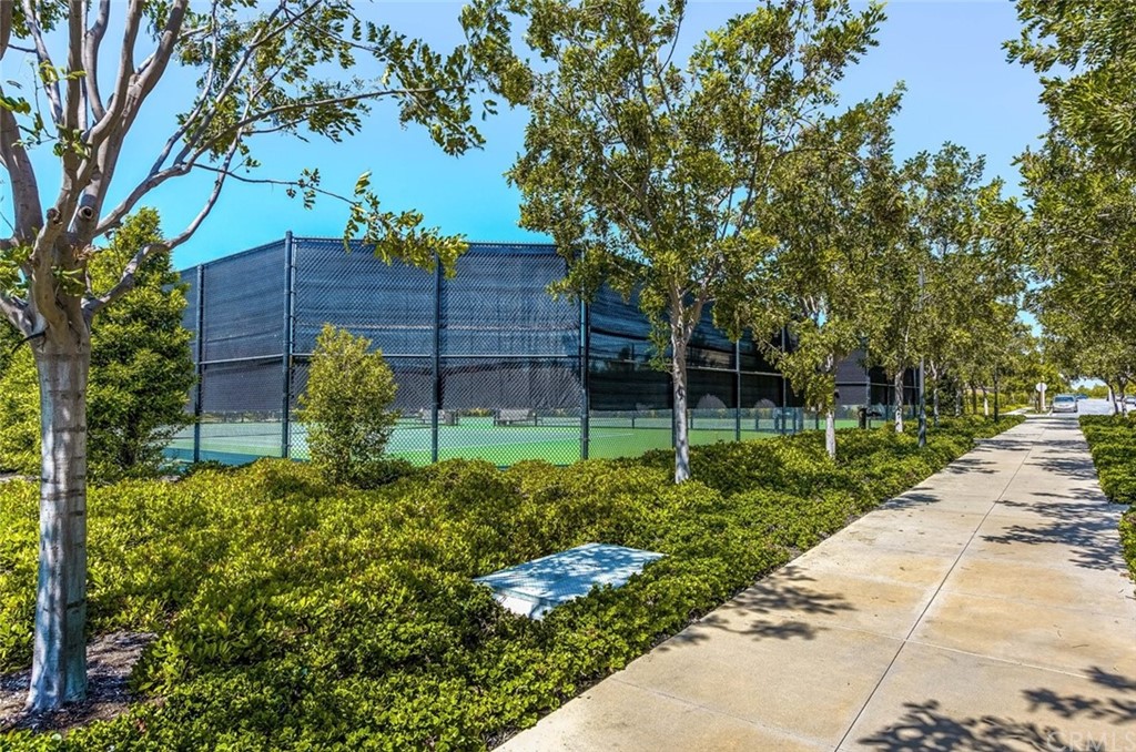 97 Mayfair Irvine, CA 92620 - Photo 41 of 42 a view of a back yard